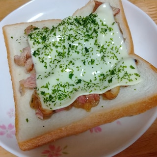 簡単!焼鳥缶でチーズトースト